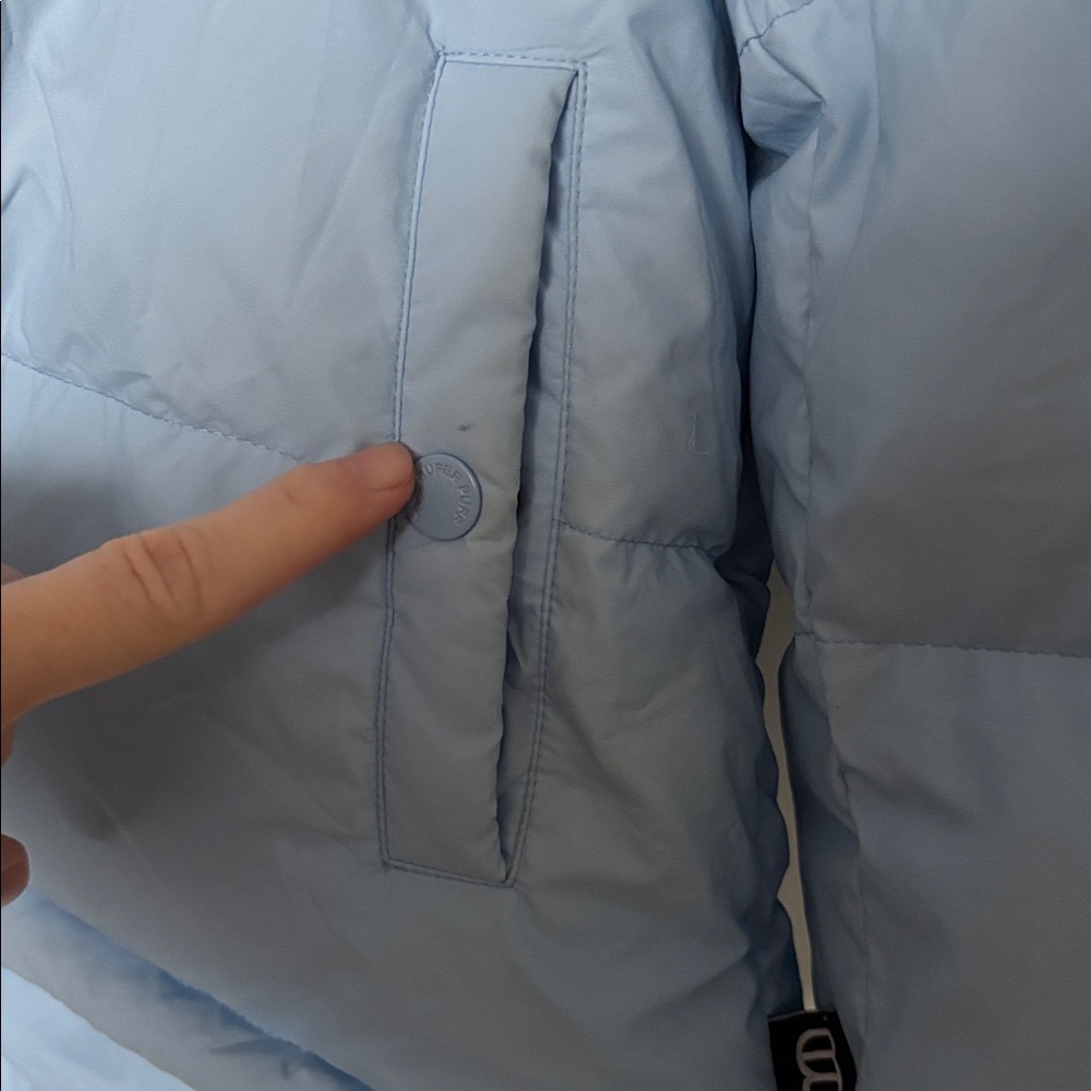 Aritzia Super Puff Light Blue Shorty Jacket, light marks on pocket & hood - Picture 6 of 10